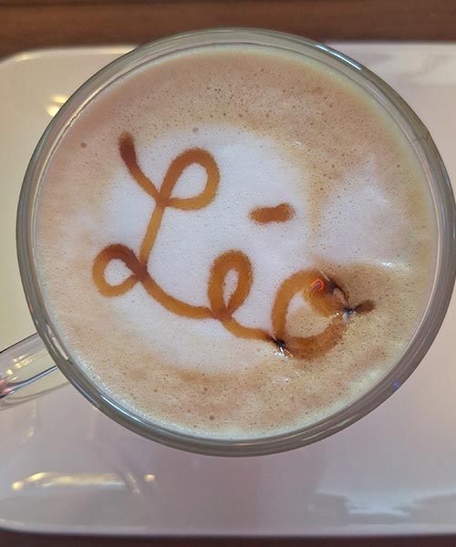 Leo le Domaine - Cafe