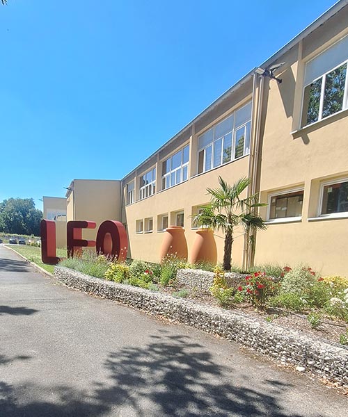 Leo le Domaine - Façade